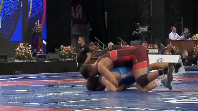🤼♂️Международные соревнования по вольной борьбе завершились в Красноярске смотреть онлайн