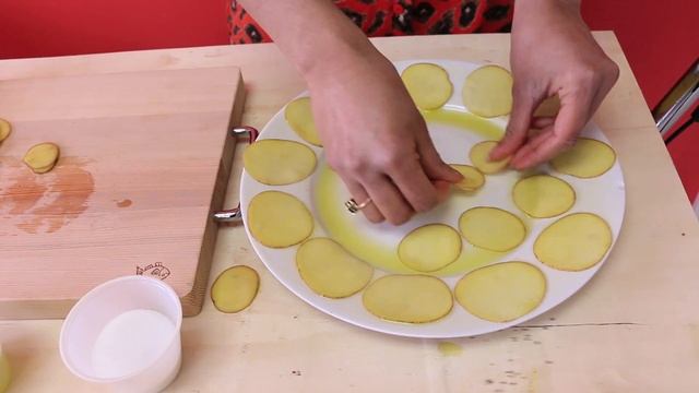 How To Make Potato Chips In The Microwave