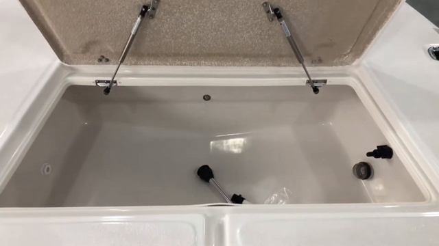 Tour the Sea Chaser 180 Flats Series смотреть онлайн