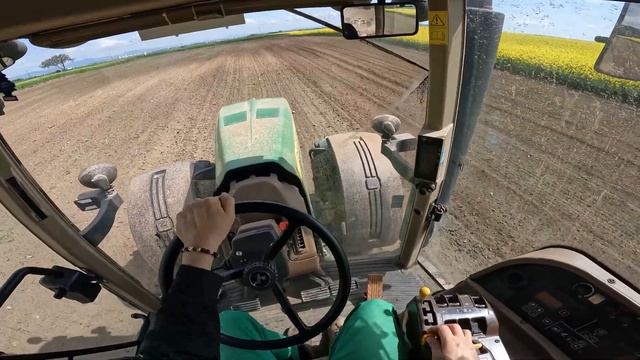 Cab view | John Deere 8230 + Opall Agri Saturn 6 смотреть онлайн