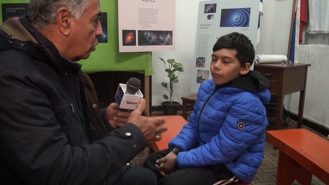 Thiago, un ingeniero de 12 años que vive en Parallé смотреть онлайн