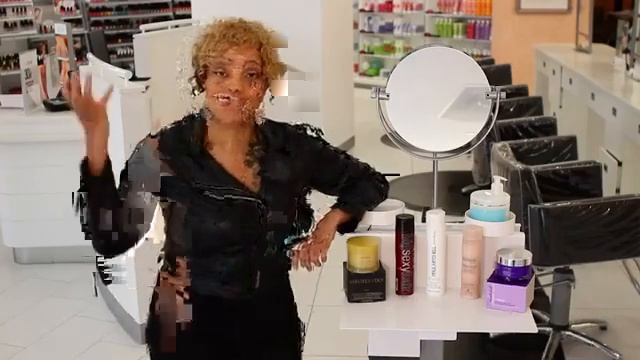 What Ingredients in Shampoo & Conditioner Strip Hair Color? смотреть онлайн