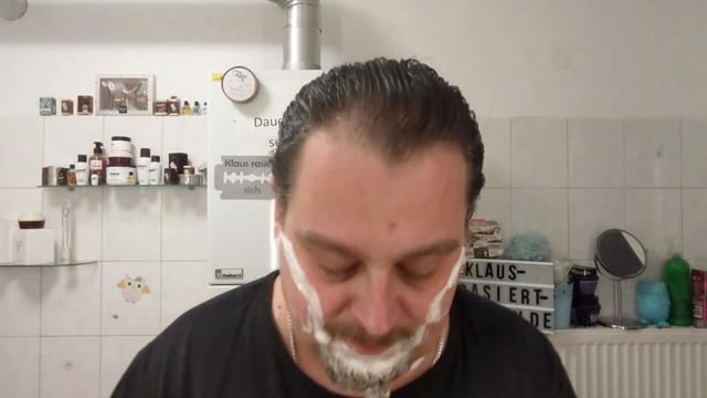 Klaus rasiert sich - First Shave Rockwell 6s Platte 4 смотреть онлайн