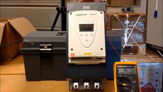 Measuring SCRs (Static Check) on Altistart 22/46/48 Soft Starts | Schneider Electric Support смотреть онлайн