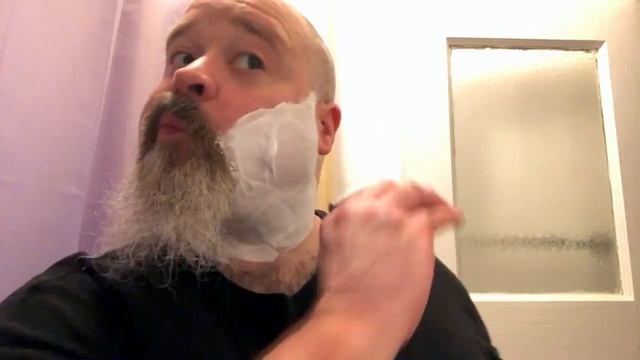 The Daily Shave - Proraso Red смотреть онлайн