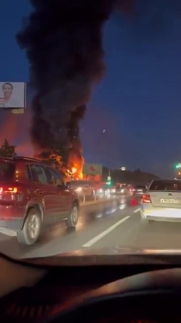в Нахабино под Москвой горел строительный рынок смотреть онлайн