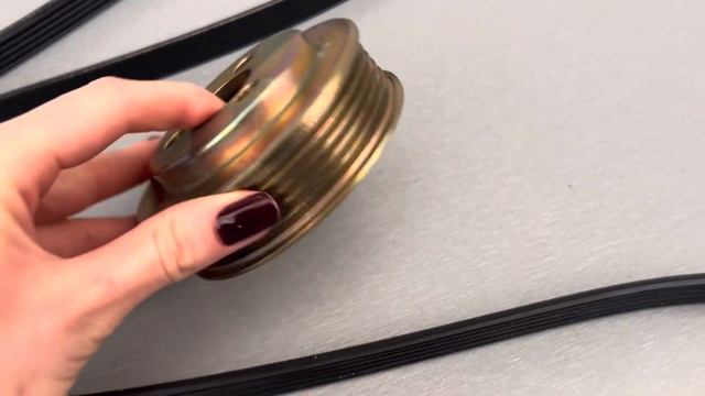 Уменьшенный шкив помпы НИВА ШЕВРОЛЕ с ремнем смотреть онлайн