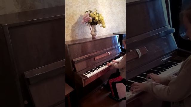 Пантелеева Виктория 9 лет. О. Бордюгова "Солнечные зайчики" смотреть онлайн