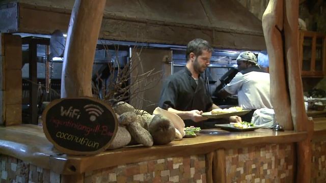 Argentinian Grill, West End & West Bay Beach, Roatan смотреть онлайн