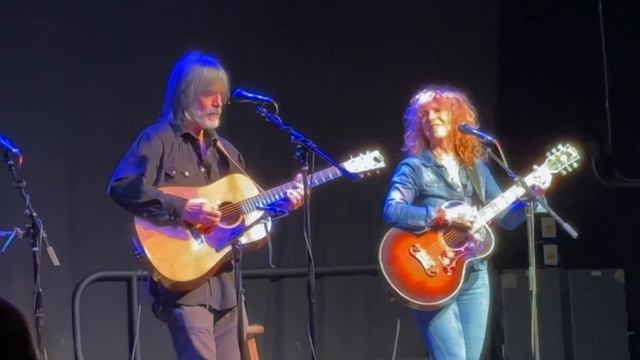 Larry Campbell and Teresa Williams - The Way You Make Me Feel смотреть онлайн