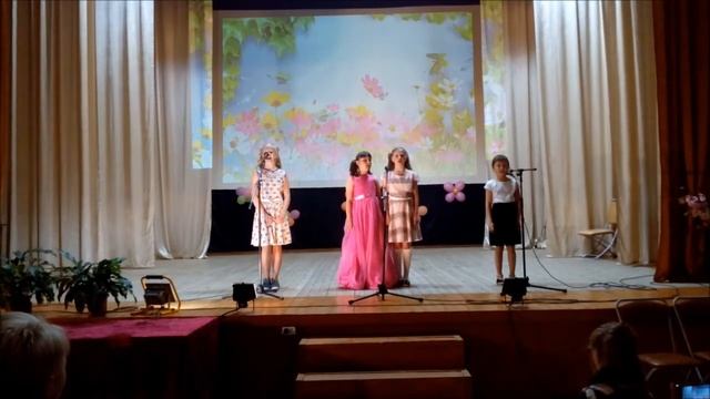 Детская вокальная студия Октава 3.06.2018 смотреть онлайн