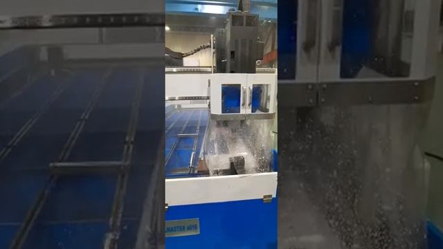 расточный станок Drillmaster 4016 с ЧПУ смотреть онлайн