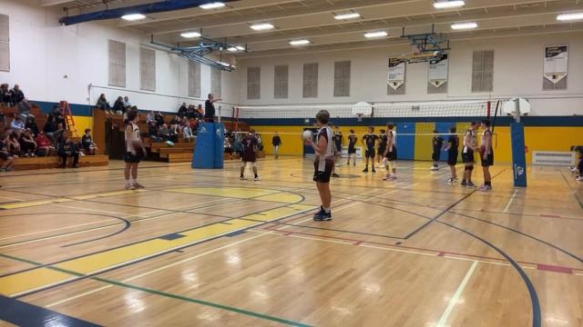Sr. Boys Volleyball - FSS vs NDSS - Oct. 13, 2022 смотреть онлайн