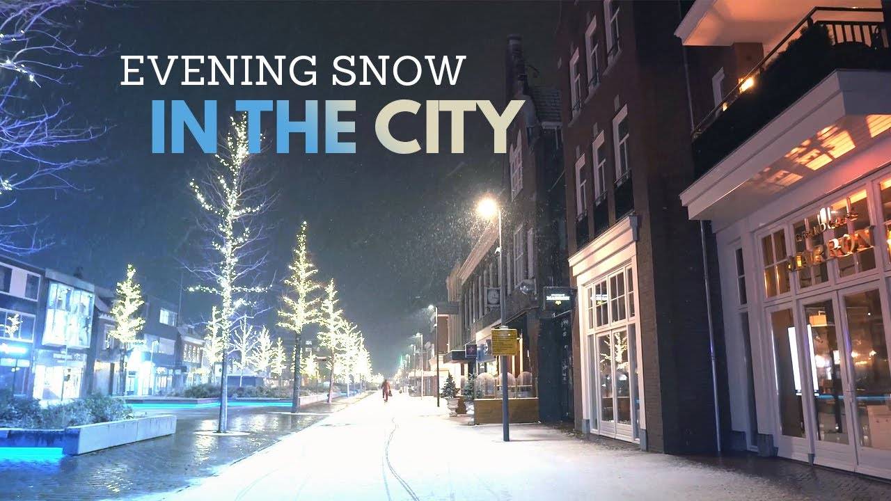 Снежный вечер на улицах