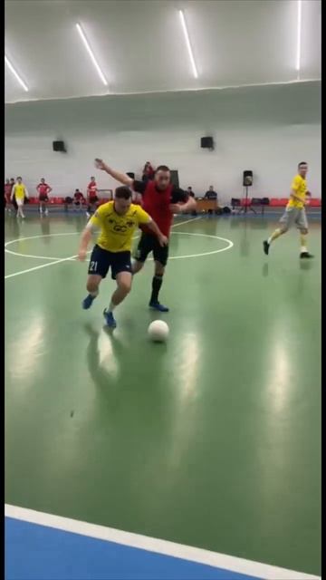 5:0🔥 #тренировка #футбол #football #футболист #soccer #футболисты #тренировки #footballskills #мфл смотреть онлайн