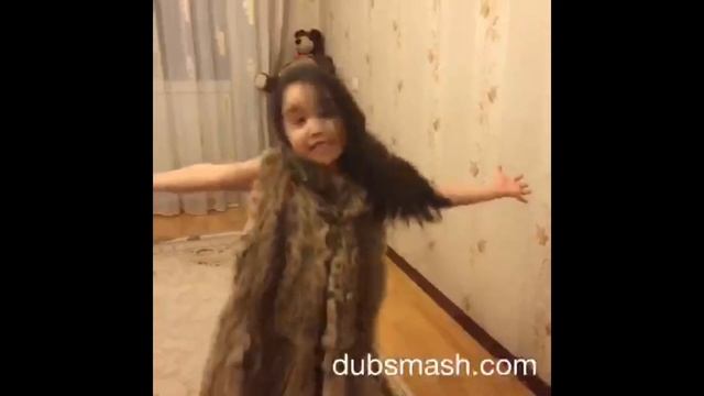 Самые новые Dubsmash AminkiVitaminki и АдёкиПерсика смотреть онлайн