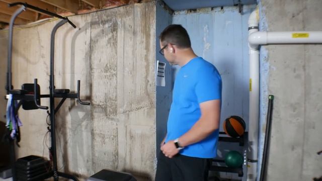 6 of 9 First Workout Dumbbell Curls! Tiny Weights! Please Critique My AV! смотреть онлайн