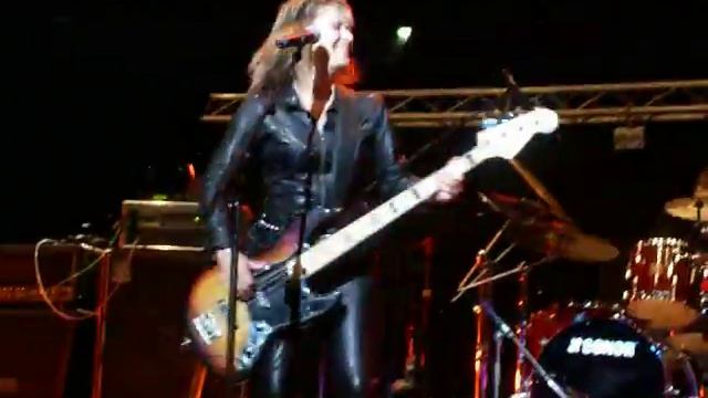 Suzi Quatro-I've never been in love LIVE! смотреть онлайн