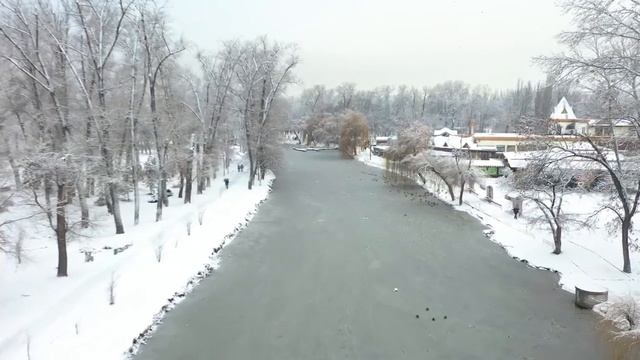 Где то за лесом избушка стояла -  Сергей Орлов (дворовая песня)
