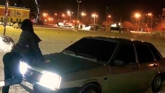 Он мой мальчик, едет на девятке. смотреть онлайн