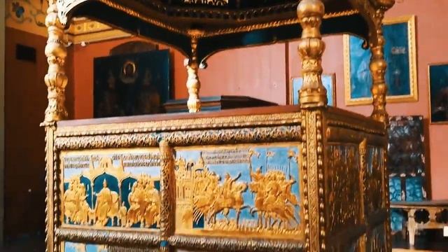 A Solo Trip To Russia смотреть онлайн