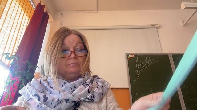 📕Ругаю за кошмарное состояние тетрадей!