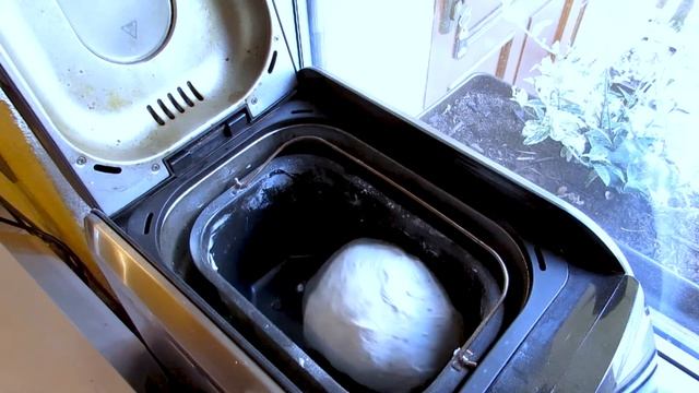 Domácí podmáslový chléb - náš každodenní chleba z domácí pekárny смотреть онлайн