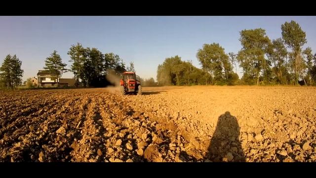 Kultywatorowanie z Ursusem 1014 u KRZYSIEK URSUS смотреть онлайн