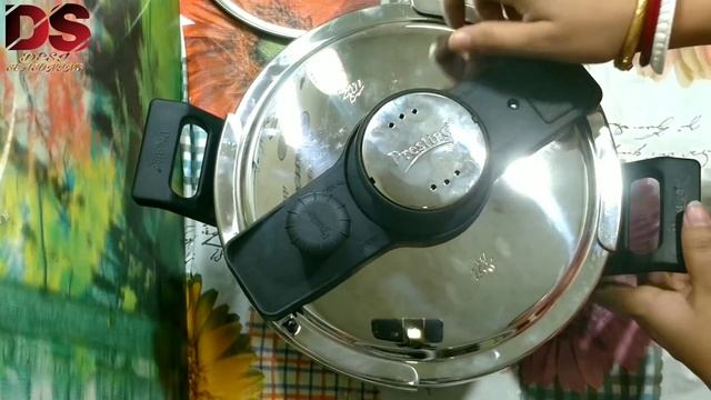An Honest Review of Prestige Clip On Pressure Cooker/Non Sponsored Video смотреть онлайн