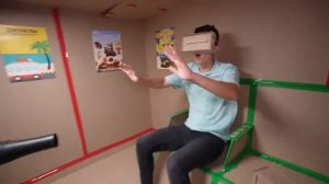 24 часа в картоном отеле челендж