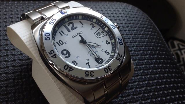 Casio MDV-104D-7AV смотреть онлайн