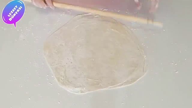 Bu Bayram Bu TatlıdanYapmayan Kalmasın😋Çıtırlığıyla Damak Çatlatan El Açması Gazete Baklava Tarif