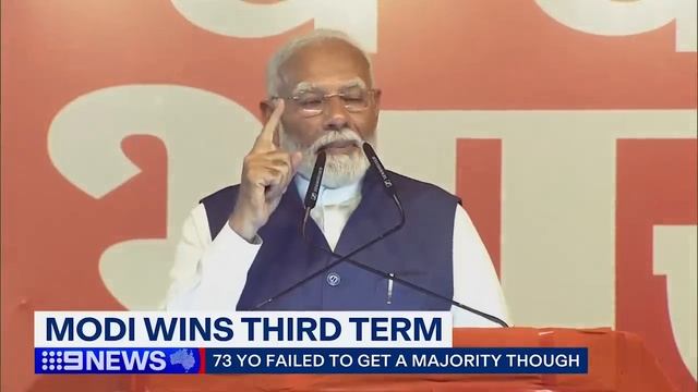 Possible interest rate rise; Medibank facing legal action over data breach | 9 News Australia смотреть онлайн