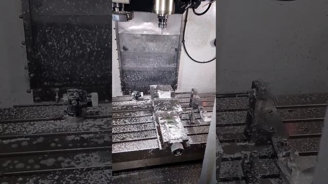 Фрезер HAAS #Кострома #чпуфрезер #чпу #haas смотреть онлайн