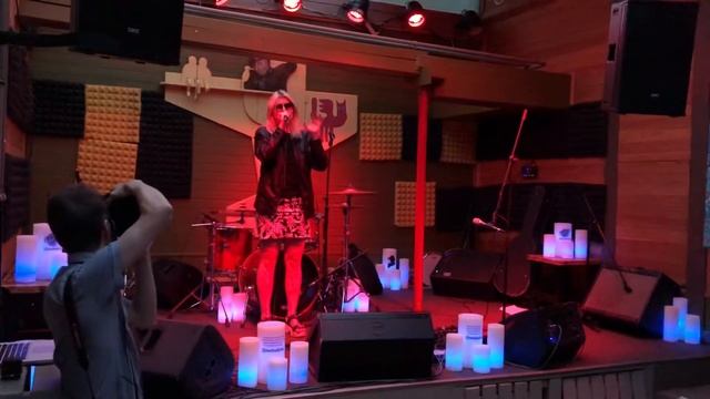 Выше Облаков – Катя Мон – 23.07.20 – клуб «Китайский Лётчик Джао Да» (г. Москва). смотреть онлайн