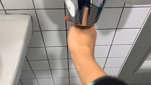 AirDryer Andom E88 Manual Push Button Hand Dryer (Part 1)
