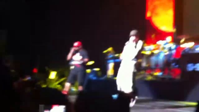 No Love - Eminem - GShock 30th Anniversary Event смотреть онлайн