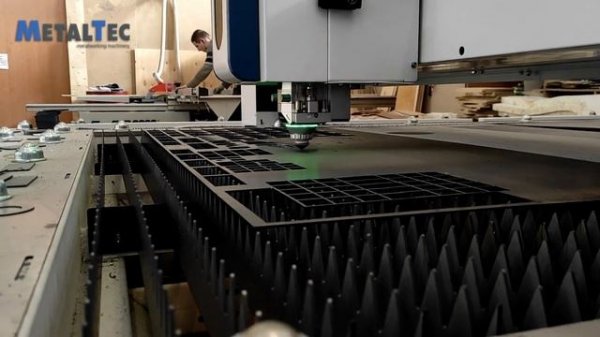 Лазерный станок MetalTec 1530B - осмотр в работе на производстве