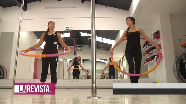 Power Hoop, una manera diferente y divertida para ejercitarse con un Ula Ula смотреть онлайн