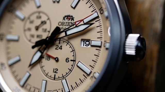 Can The Sequel Live Up?  Orient Defender II Review ( RA-AK0405Y10A )