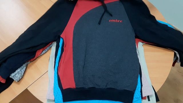MIK0900 Толстовки, худі, світшоти 10 кг; лот 12330967; 22 од. смотреть онлайн