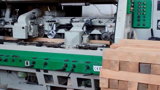 Работа деревообрабатывающего станка 1 смотреть онлайн