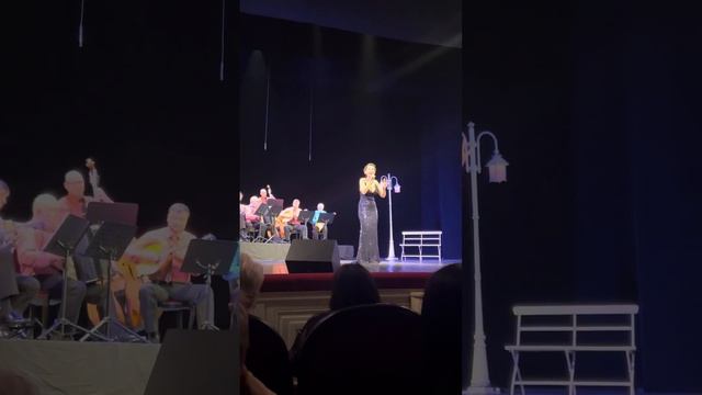 Ходит песенка по кругу. Текст М. Танич и И. Шаферан, музыка О. Фельцман. Из репертуара Нины Дорда. смотреть онлайн