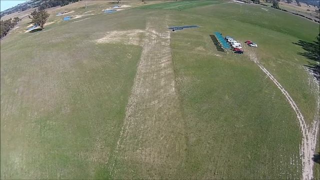 Bathurst Model Aero Sports as seen by Sky Eye UAV Solutions смотреть онлайн