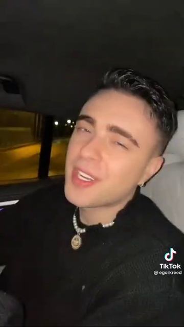 ЕГОР КРИД В БЕНТЛИ ПОЁТ ПЕСНЮ | ТИК ТОК ТРЕНДЫ смотреть онлайн