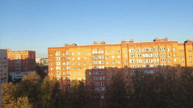 Пассажирский лифт ЩЛЗ ~1996 г.в. Каширское шоссе 94(Домодедово, МО). [3] смотреть онлайн