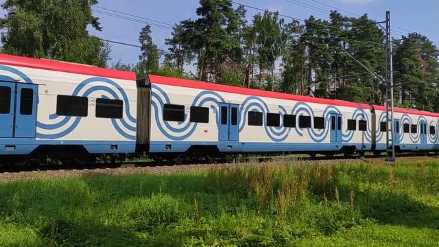 Электропоезд ЭГ2Тв - 001, на рублевке, Московская область смотреть онлайн
