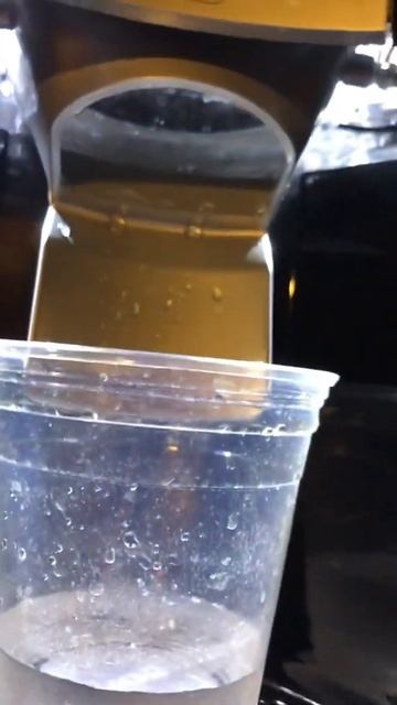 Whirlpool Side-by-Side Refrigerator 2021 Water Leaking from Ice Dispenser смотреть онлайн