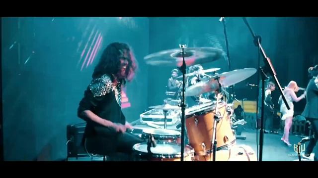 Black IN White - Beggin | Maneskin (live In Dubai)