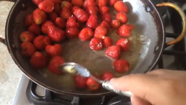 Готовим Дома Клубничный Пирог смотреть онлайн